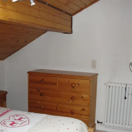 Appartement Thones Διαμέρισμα